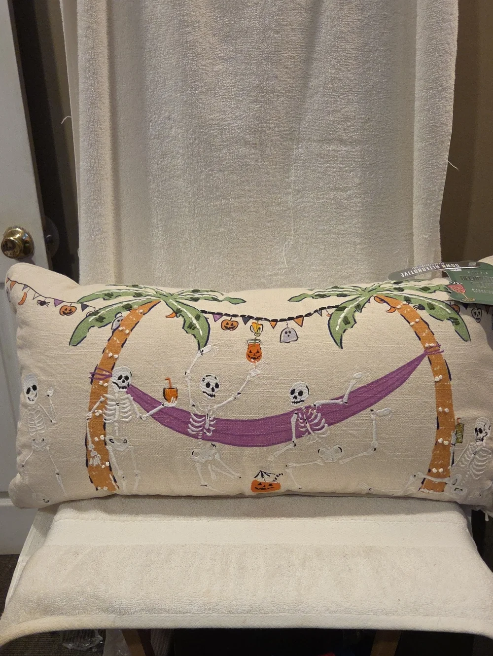 ENVOGUE DECORATIVE PILLOW